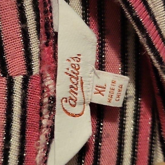 Candie's top. - Picture 2 of 6